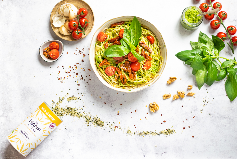 Spaghetti due Pomodori mit Hanf-Pesto